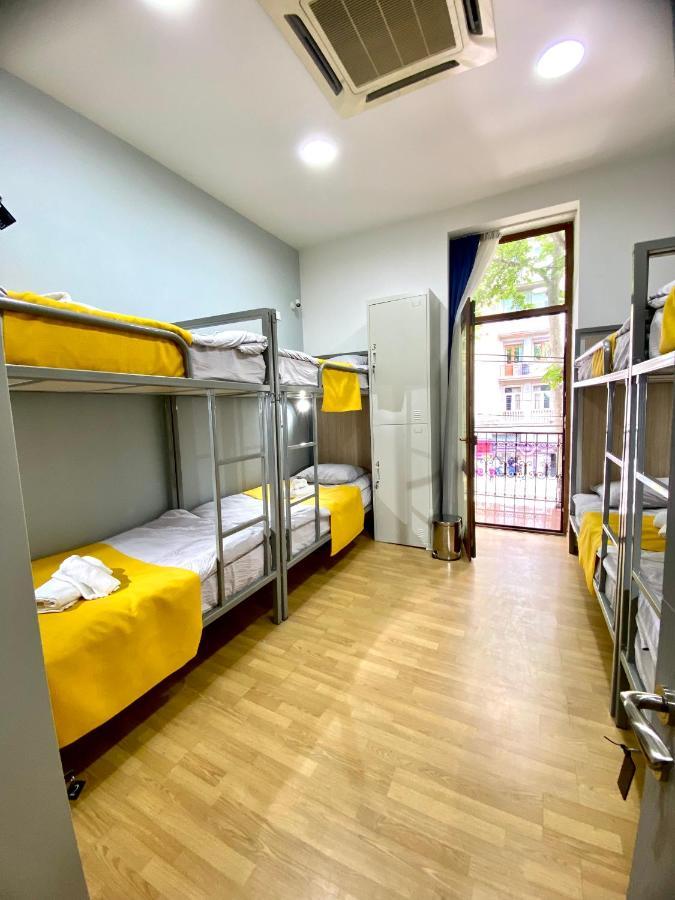 Queen Hostel Tbilisi Bagian luar foto