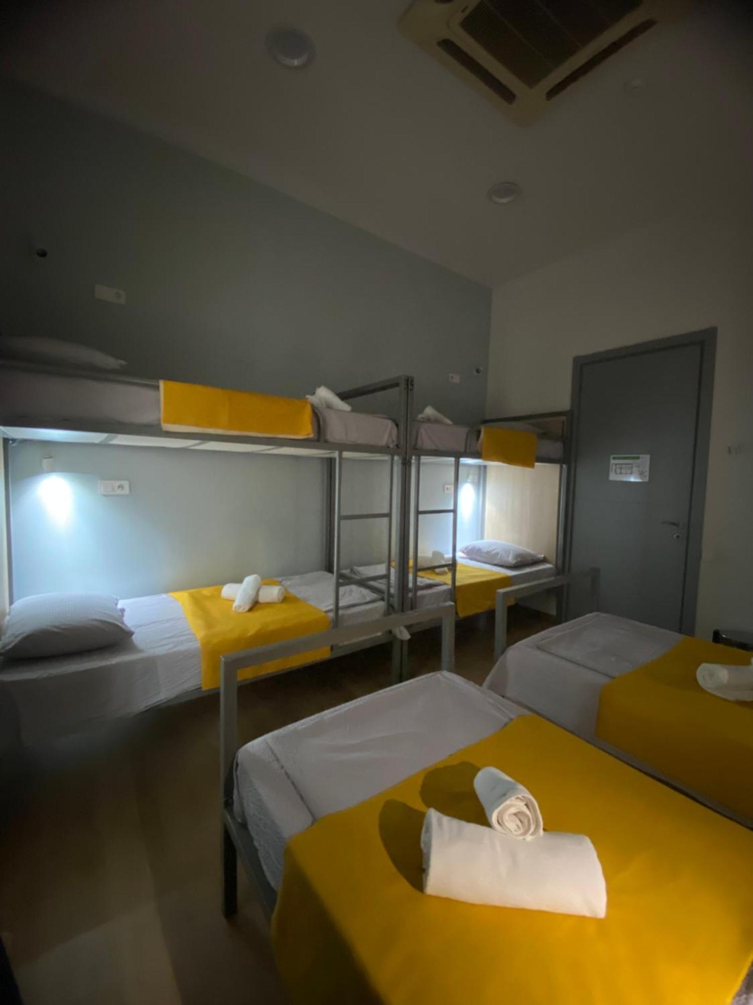 Queen Hostel Tbilisi Bagian luar foto